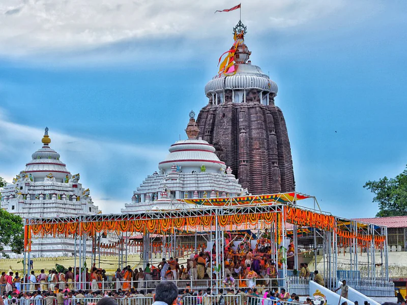 Day 3: Jagannath Temple and Chilika Lake Excursion